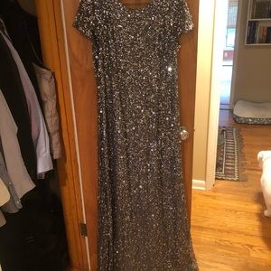 Adrianna Papell
Sequined Scoop-Back Gown